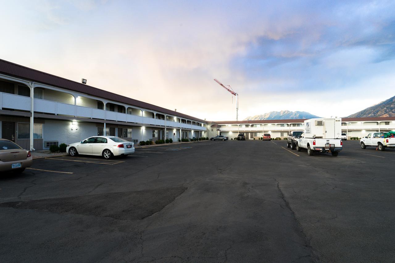 Little Suites Provo Extended Stay Exterior foto